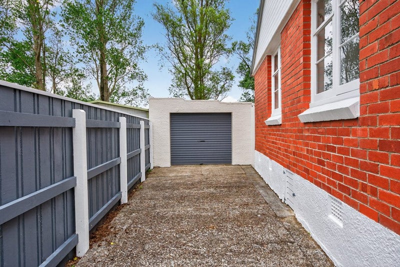 27 Prouse Crescent, Naenae, Lower Hutt - Carousel 24