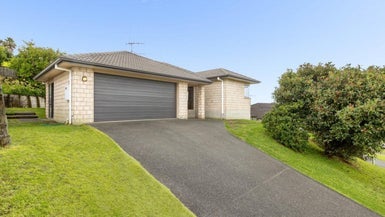 97 Osprey Drive, Welcome Bay, Tauranga - Carousel 1