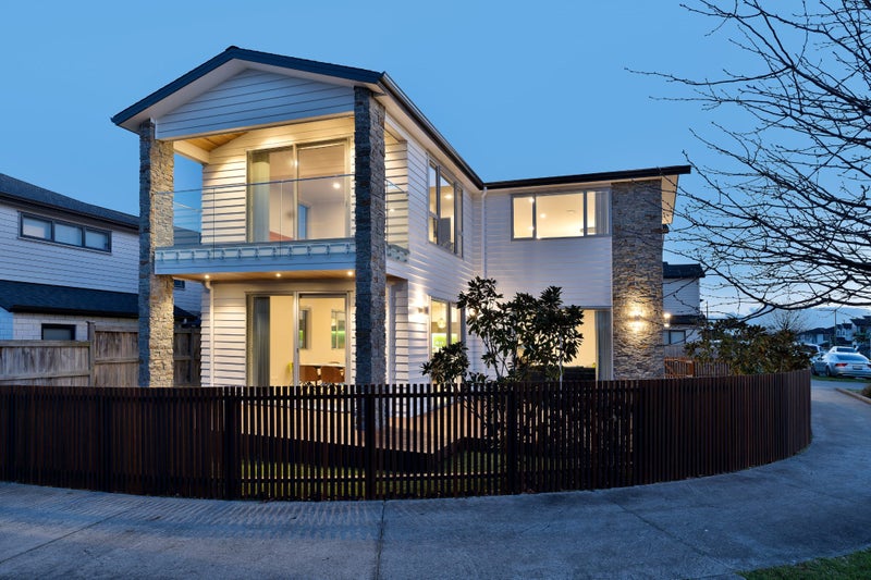 13 Thomas Rielly Avenue, Hobsonville, Auckland - Carousel 2