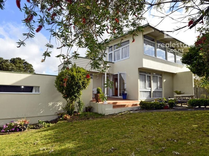 2/37 Coronation Road, Hillcrest, Auckland - Carousel 1