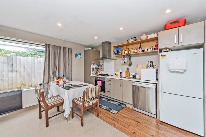 8/18 Goldsmith Place, Waltham, Christchurch - Carousel 2