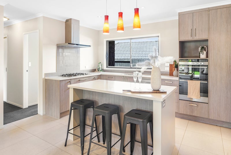 7 Egton Lane, Flagstaff, Hamilton - Carousel 2