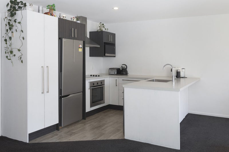 5/324 Stanmore Road, Richmond, Christchurch - Carousel 2