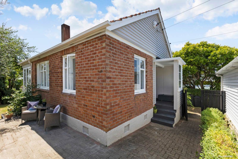 7 Rawhiti Road, One Tree Hill, Auckland - Carousel 1