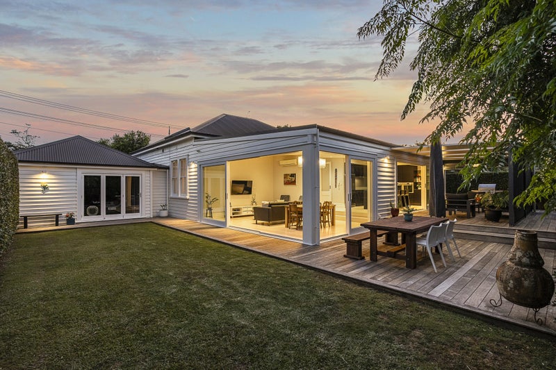 28 Royal Terrace, Sandringham, Auckland - Carousel 2