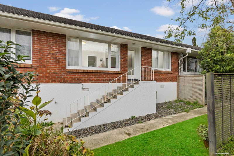 2/0 Anzac Street, Takapuna, Auckland - Carousel 1