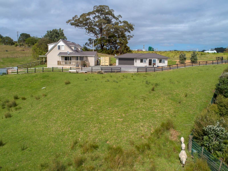 1022 Pohuehue Road, Warkworth - Carousel 2
