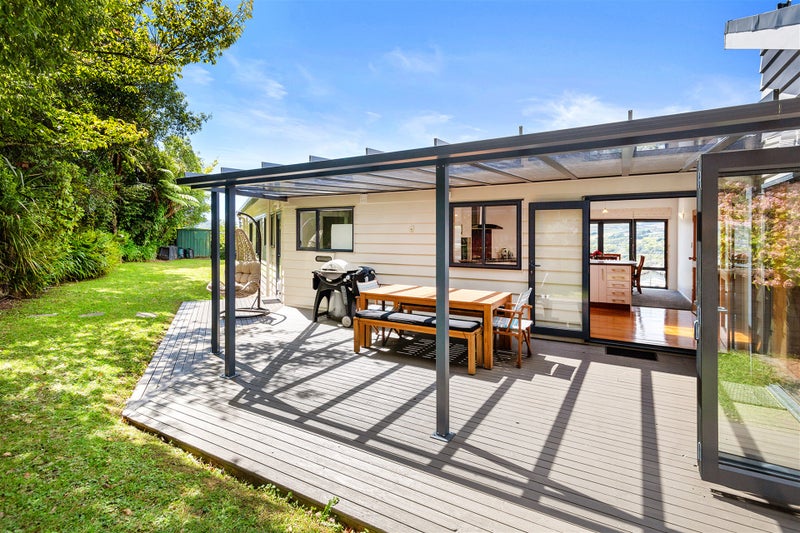 63 Sunrise Boulevard, Tawa, Wellington - Carousel 2