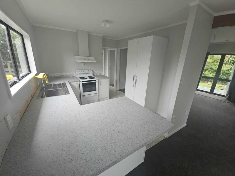 35A Oxford Street, Fairfield, Hamilton - Carousel 2