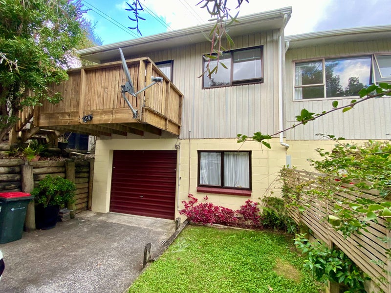 70 Connaught Street, Blockhouse Bay, Auckland - Carousel 1
