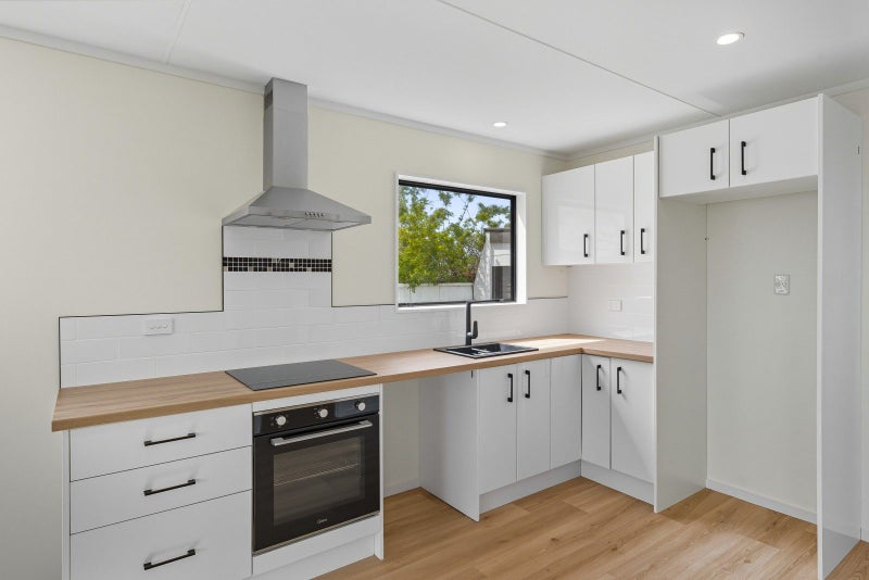 42 Quinn Road, Levin, Levin - Carousel 2