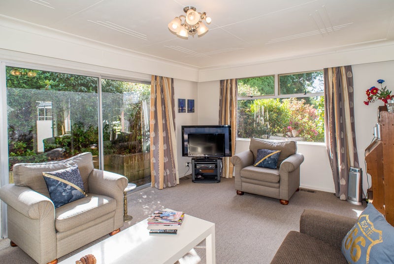 3A Stoutgate, Dunedin Central, Dunedin - Carousel 2