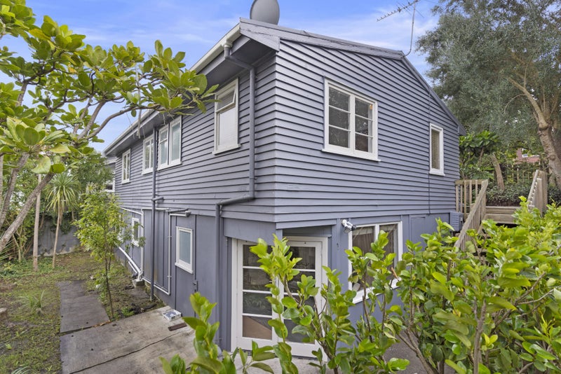 19A Henry Street, Avondale, Auckland - Carousel 19