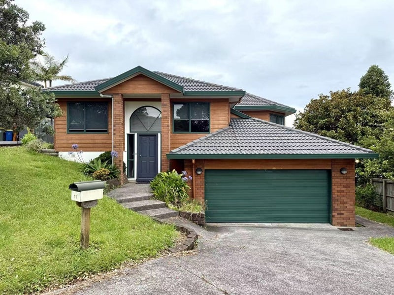 11 van Dyke Place, West Harbour, Auckland - Carousel 1
