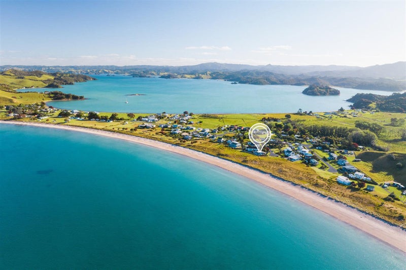 14 Logan Nicks Place, Whangaruru, Russell - Carousel 2