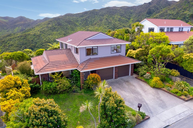 33 Satara Crescent, Khandallah, Wellington - Carousel 2