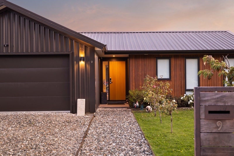 9 Hicks Road, Lower Shotover, Queenstown - Carousel 2