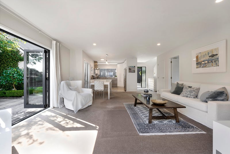 1C Martin Avenue, Remuera, Auckland - Carousel 1