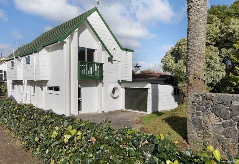 1/91 Campbell Road, One Tree Hill, Auckland - Carousel 1