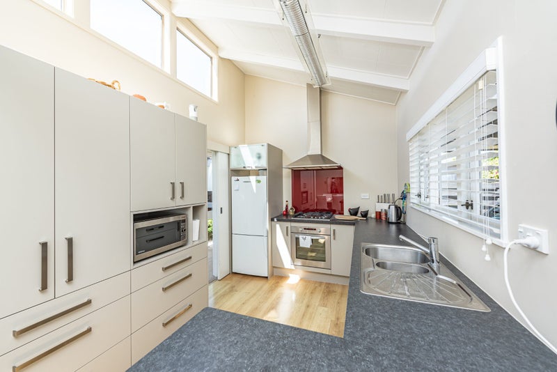 3 Exeter Crescent, Springvale, Whanganui - Carousel 2