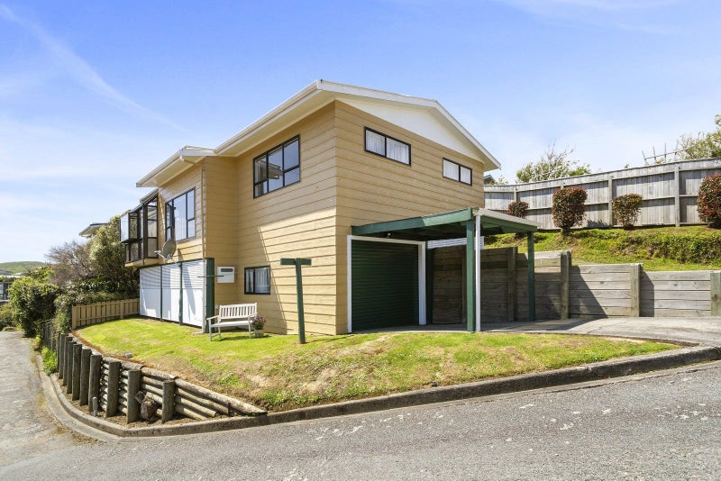 4A Arawhata Street, Rānui, Porirua - Carousel 1