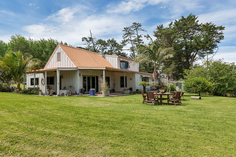 329 Hewlett Road, Whangarei - Carousel 1