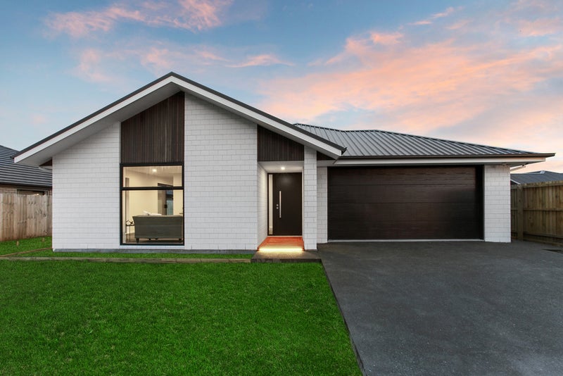 12 Roys Street, Marshland, Christchurch - Carousel 1