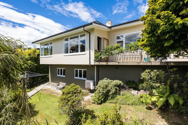 47 Signal Hill Road, Opoho, Dunedin - Carousel 2