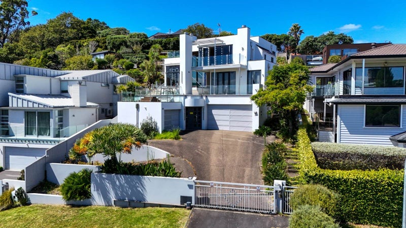 5 Waitara Road, St Heliers, Auckland - Carousel 1