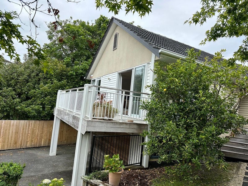 20 Jutland Street, Mairangi Bay, Auckland - Carousel 2