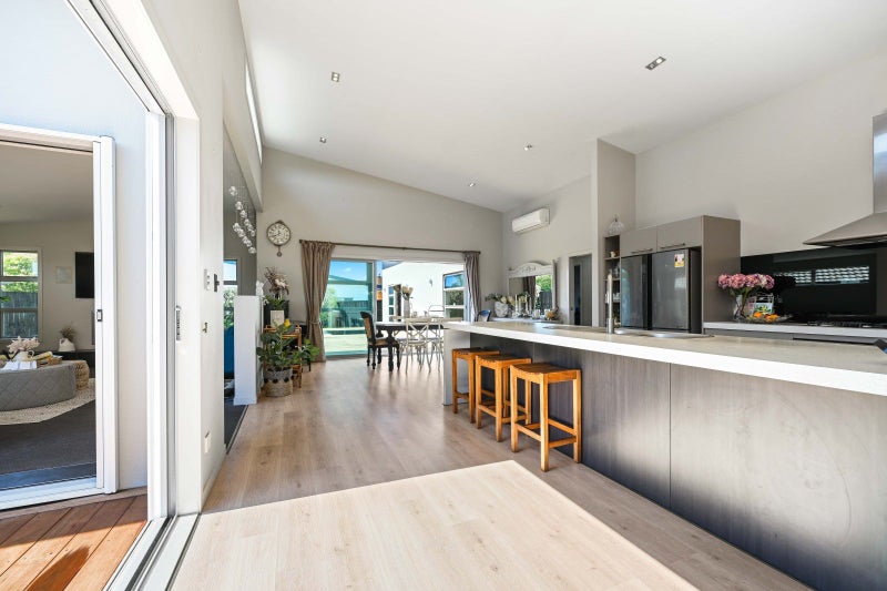 14 Hensley Crescent, Flagstaff, Hamilton - Carousel 2