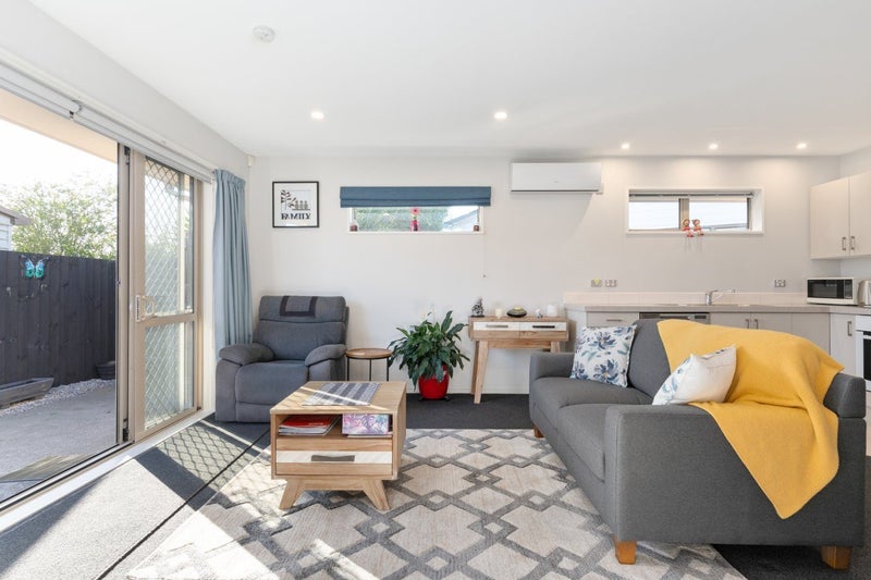 5/37 Oakhampton Street, Hornby, Christchurch - Carousel 2