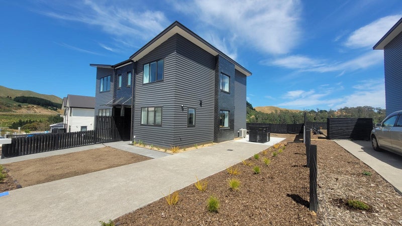 54 Oakum Road, Whitby, Porirua - Carousel 2