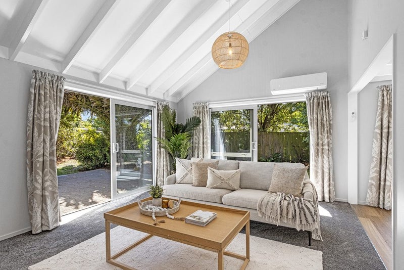 10 Glenys Place, Broomfield, Christchurch - Carousel 2