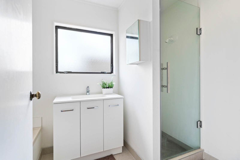 6/5 Barrack Road, Mount Wellington, Auckland - Carousel 18