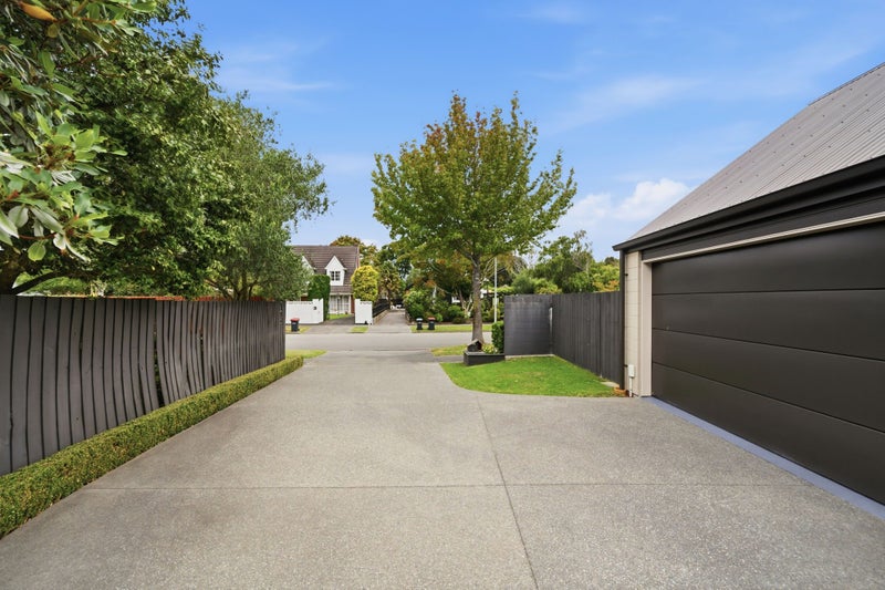 6 Dunrobin Place, Avonhead, Christchurch - Carousel 25