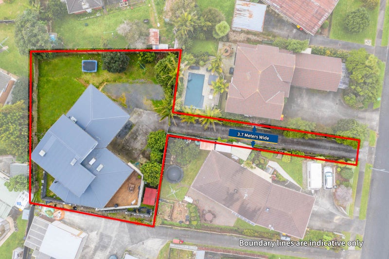 18 Kurnell Drive, Botany Downs, Auckland - Carousel 2