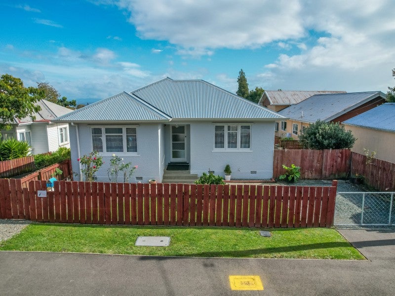 10 Taupata Street, Stoke, Nelson - Carousel 1