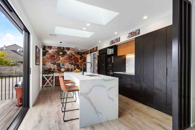 5 Twin Palm Lane, Papamoa Beach, Papamoa - Carousel 2