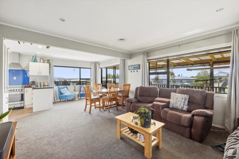 3 Ngaparaoa Drive, Maketu, Te Puke - Carousel 2