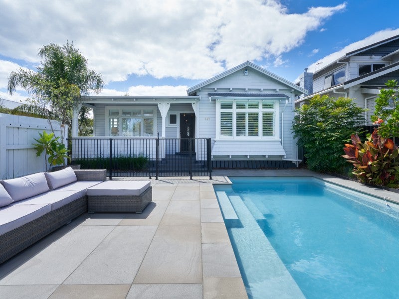 105 Georges Drive, Napier South, Napier - Carousel 1