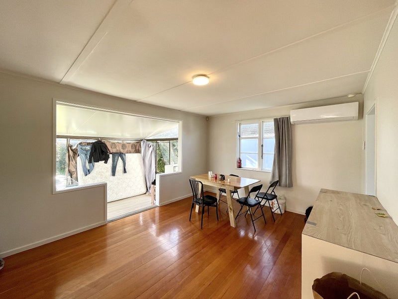 6 Parkinson Avenue, Wesley, Auckland - Carousel 2