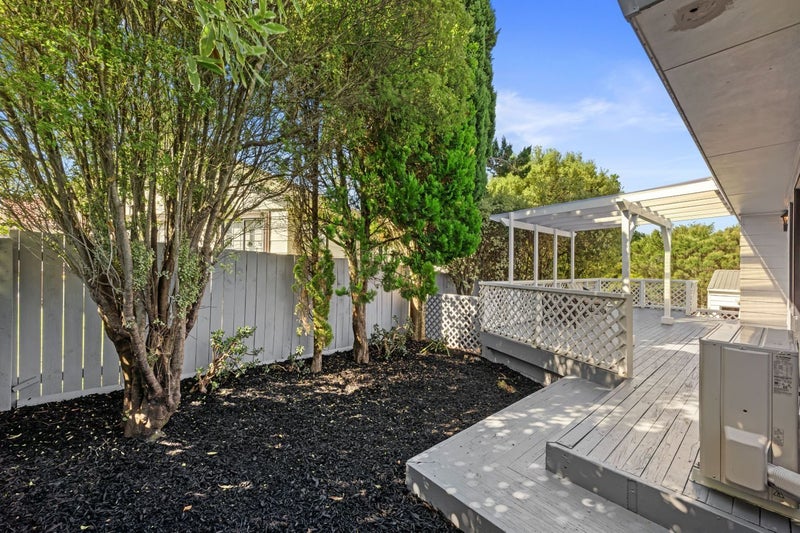 37 Gosford Drive, Botany Downs, Auckland - Carousel 15