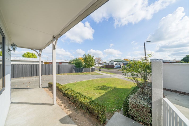9 Bruce Place, Highbury, Palmerston North - Carousel 19