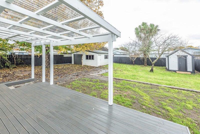 11 Kiwi Street, Whanganui East, Whanganui - Carousel 2