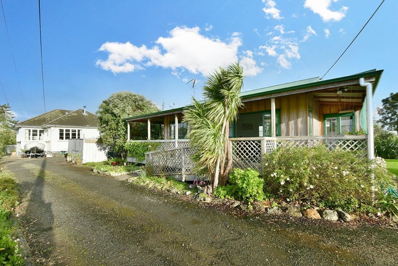 2 Waiwera Avenue, Parakai, Helensville - Carousel 2