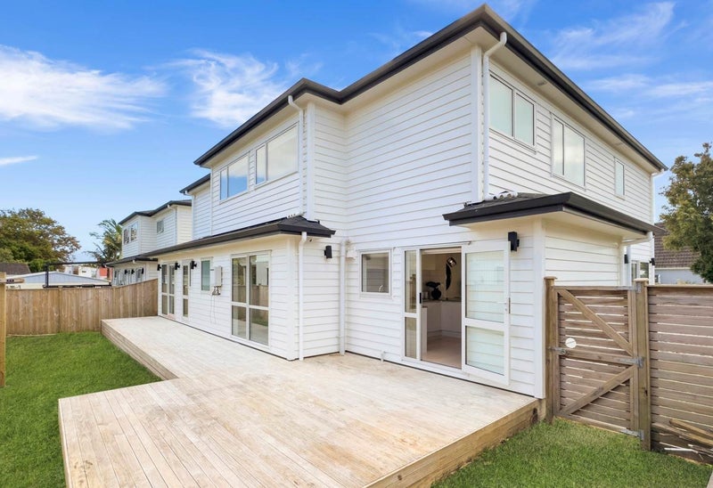 329 Bucklands Beach Road, Bucklands Beach, Auckland - Carousel 2