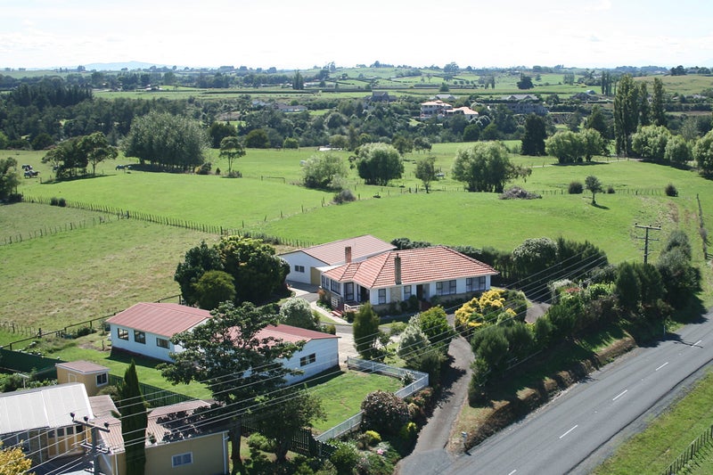 1366 Pukete Road, Pukete, Hamilton - Carousel 20
