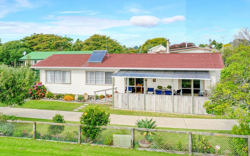 32 Nesbitt Street, Matata, Whakatane - Carousel 1