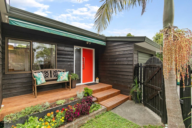 1/60 Island Bay Road, Beach Haven, Auckland - Carousel 26